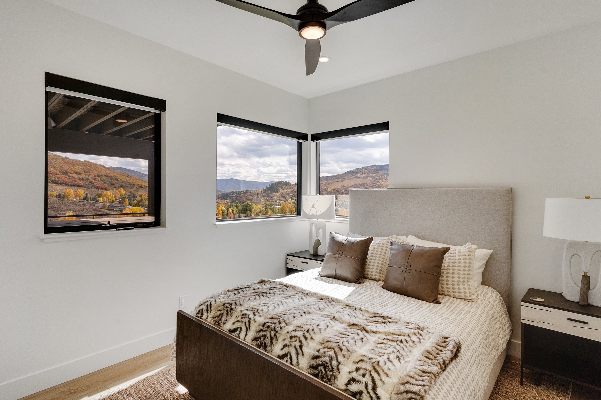 Sunlight Steamboat — JSM Builders